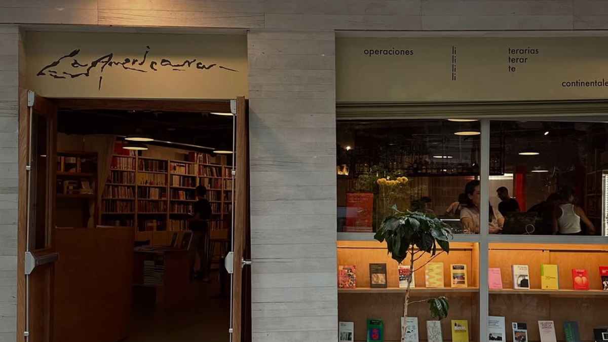 La Americana, librería bar en CDMX