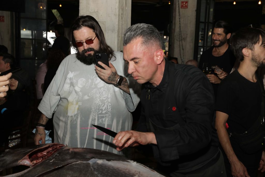 Luis Valle y Édgar Núñez en el Décimo aniversario de La Docena. Fotos: Ricardo Ramírez