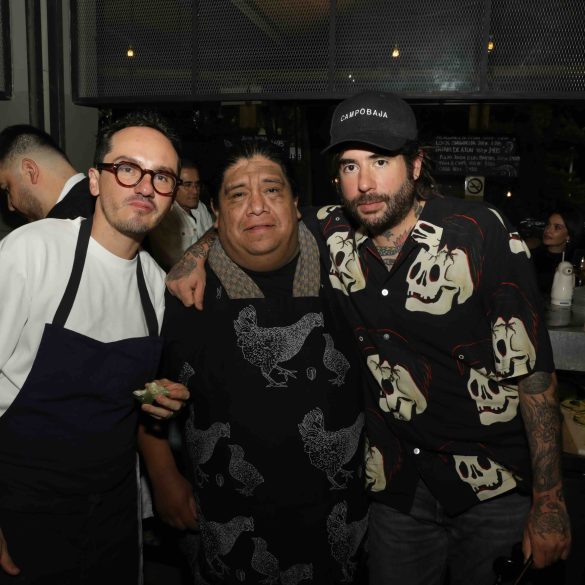 Lucho Martínez, Luis Arellano y Bernardo Galindo en el Décimo aniversario de La Docena. Fotos: Ricardo Ramírez