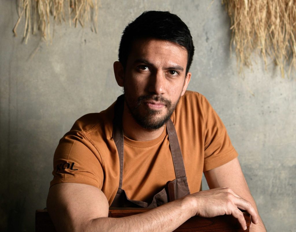 El cocinero mexicano Santiago Lastra dirige KOL en Londres. Foto: Rebecca Dickson.