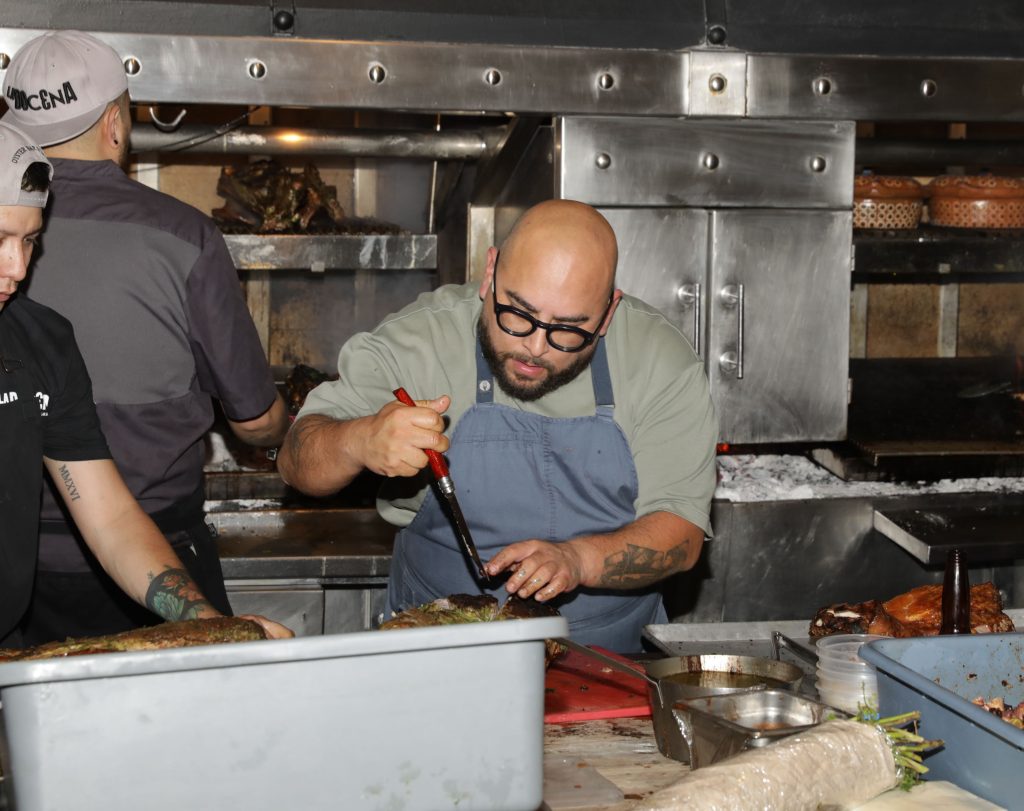 El chef Diego Hernández en el Décimo aniversario de La Docena. Fotos: Ricardo Ramírez