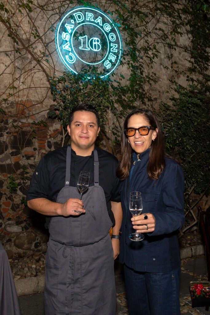 Omar Henríquez y Bertha González 