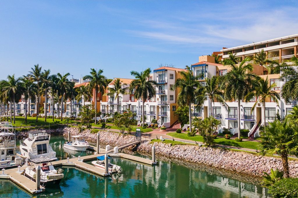 El Cid Marina Hotel & Beach Resort